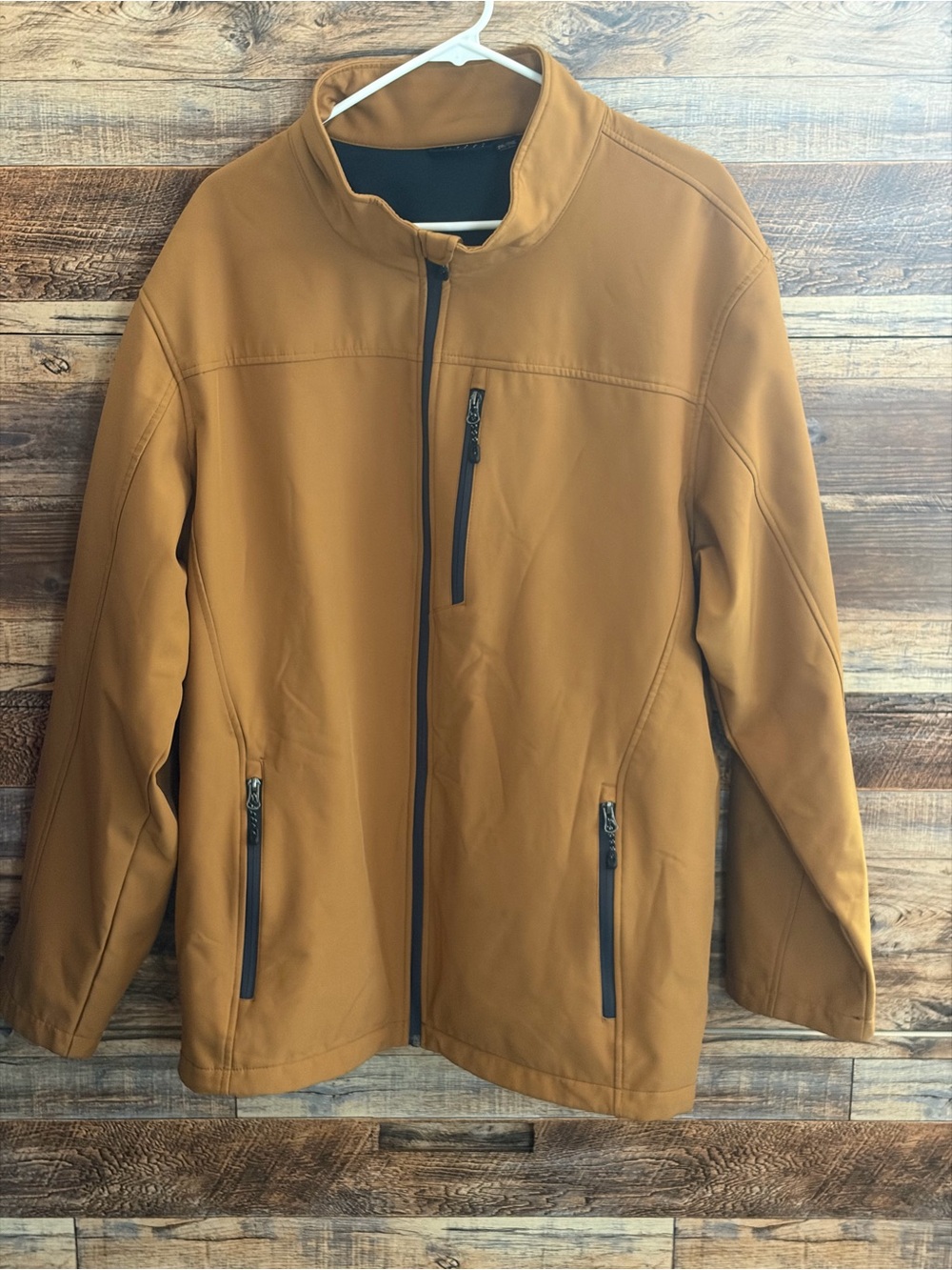Swiss Tech Men's Lightweight Jacket in Caramel